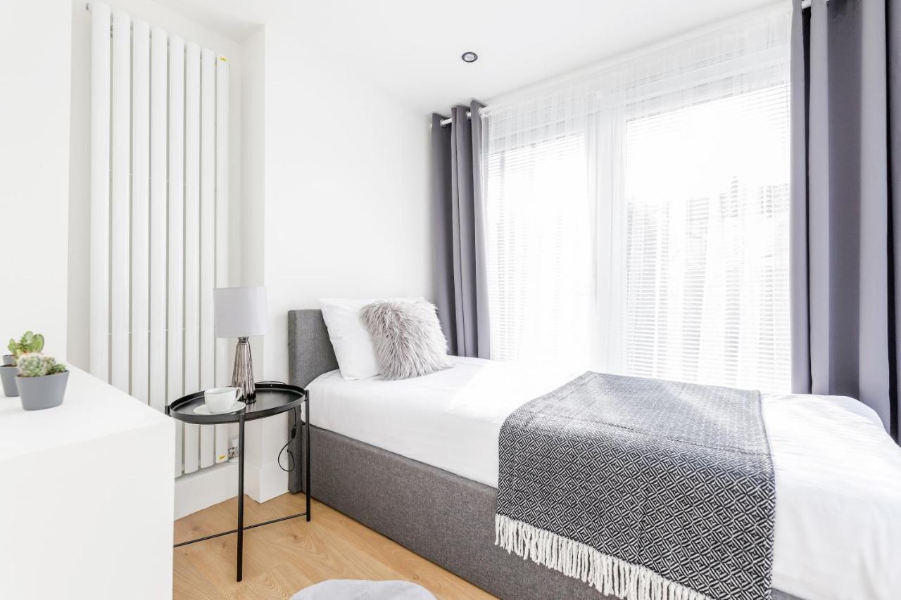 2 Bedrooms Serviced Apartment Excel Exhibition Centre, O2 Arena, Stratford Olympic City, Forest Gate, Central London Bagian luar foto