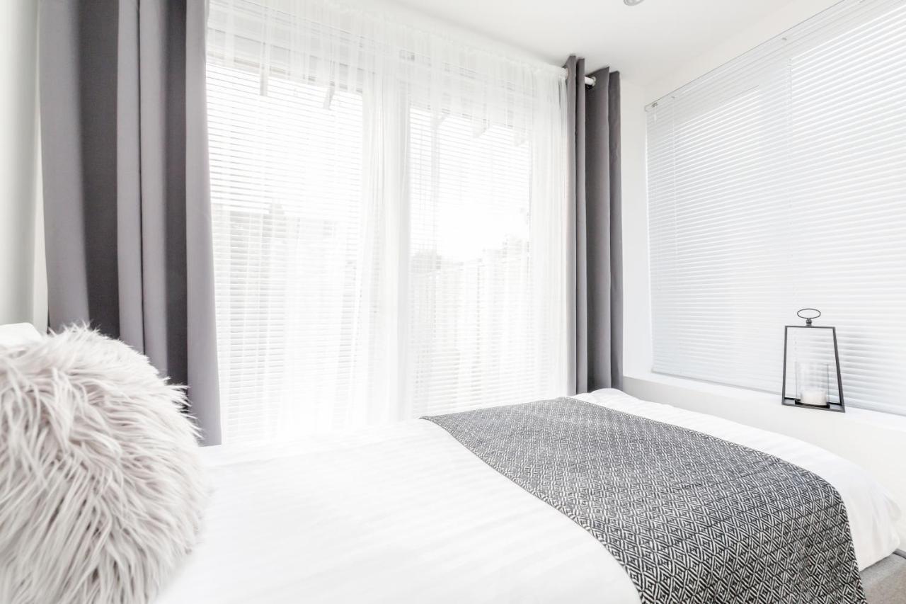2 Bedrooms Serviced Apartment Excel Exhibition Centre, O2 Arena, Stratford Olympic City, Forest Gate, Central London Bagian luar foto
